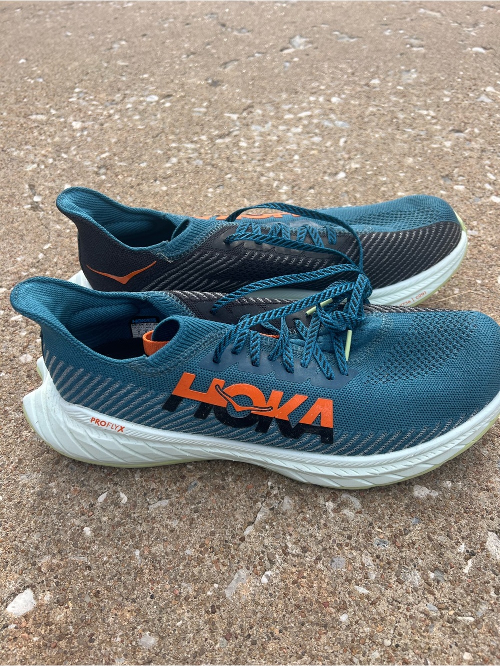 Hoka carbon x3 - Picture 2 of 4
